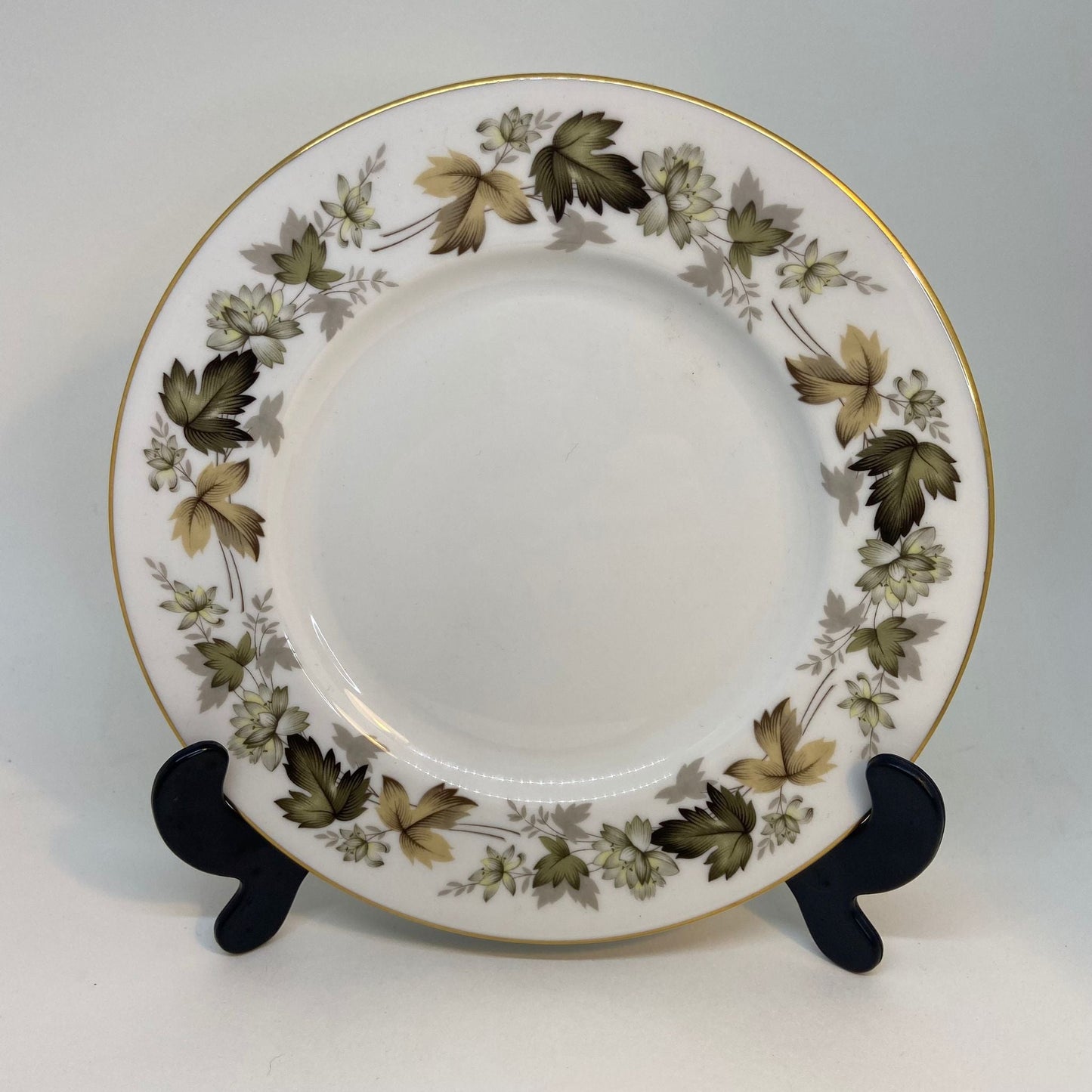 ROYAL DOULTON Larchmont Pattern TEA PLATE 8"