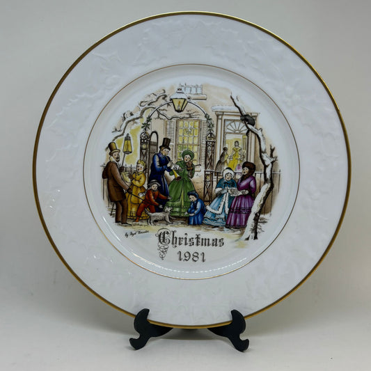 Royal Worcester Christmas Day Plate 1981