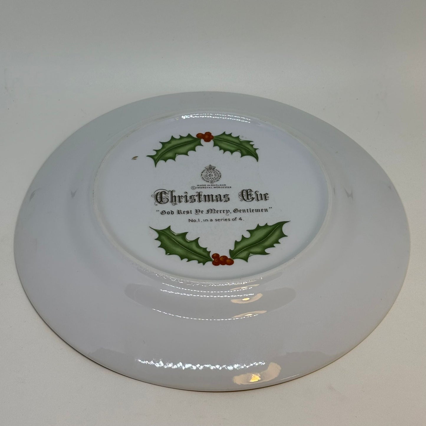 Royal Worcester Christmas Eve Plate 1979